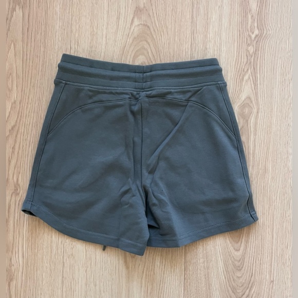 3X ALPHALETE Essential Core Athletic Pocket 3" Shorts Women’s Size XS - Picture 8 of 11